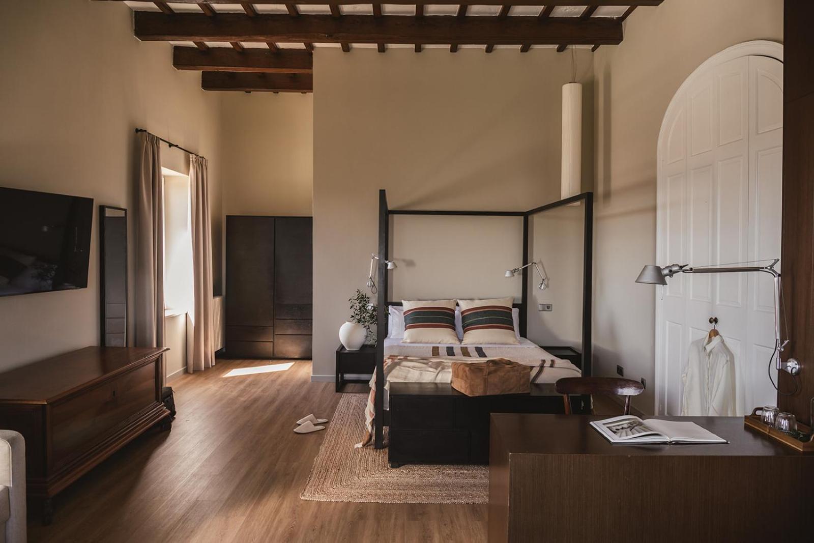 Hotel Binissaida Boutique 4*